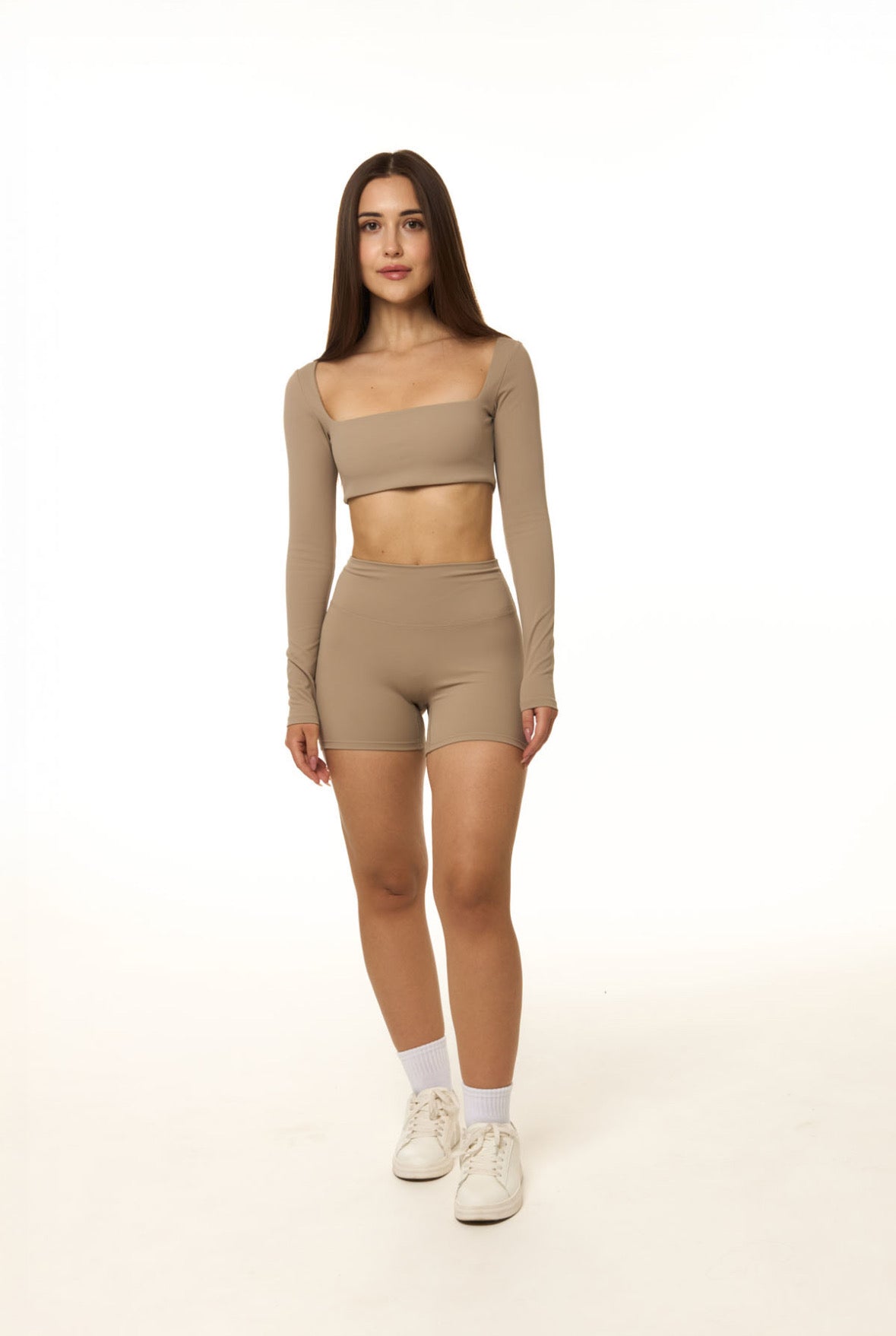SCRUNCH SHORTS